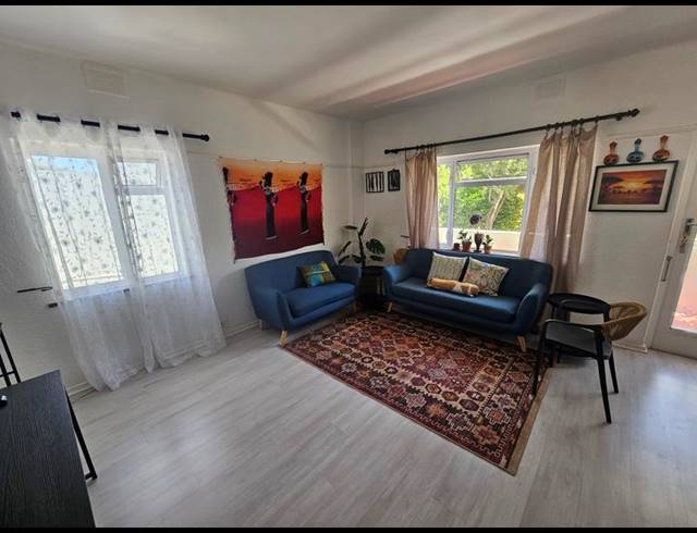 2 BEDROOM PROPERTY TO RENT IN RONDEBOSCH